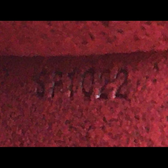 Lv serial number